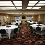 Roberts Riverwalk Urban Resort Hotel