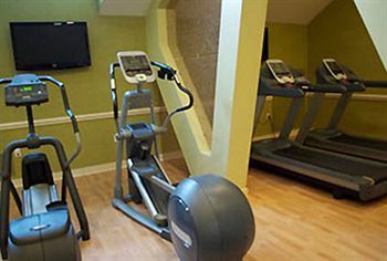 Roberts Riverwalk Urban 3* Detroit